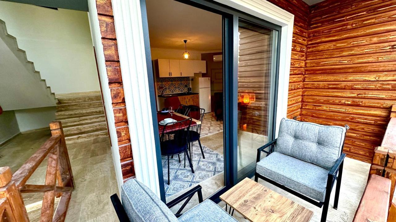 Villa Tas Konak Hacisekililer Luaran gambar